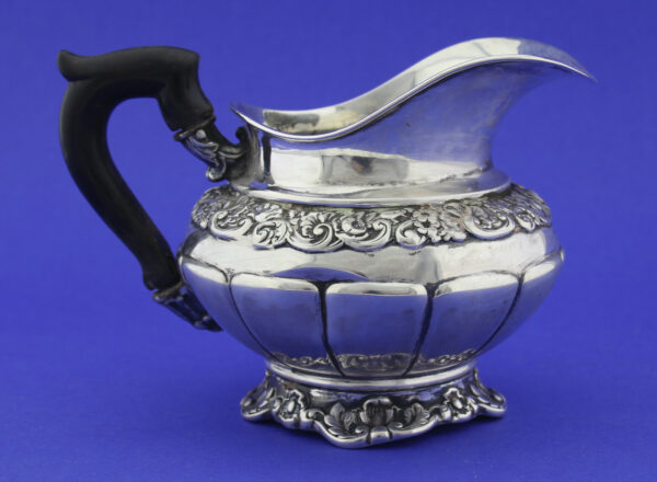 Antikes 4-teiliges Kernstück, Kaffe-,Tee- Set, 800-er Silber, ca. 1650g – Bild 10