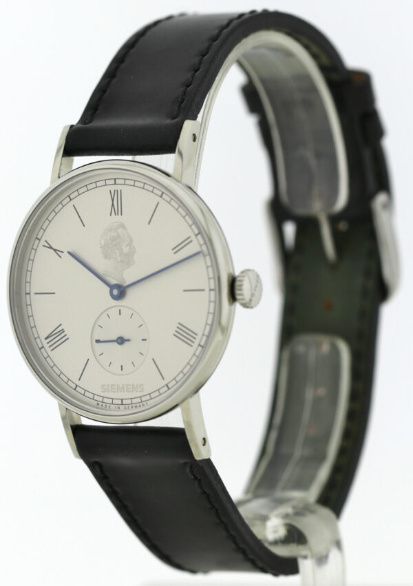 Nomos Glashütte Ludwig Serie Siemens Handaufzug 35mm aus 2017 – Bild 4