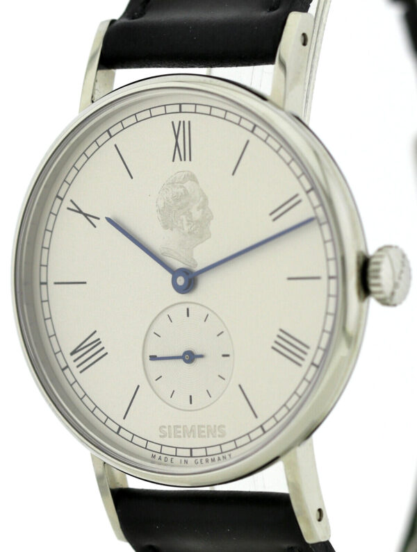 Nomos Glashütte Ludwig Serie Siemens Handaufzug 35mm aus 2017 – Bild 6