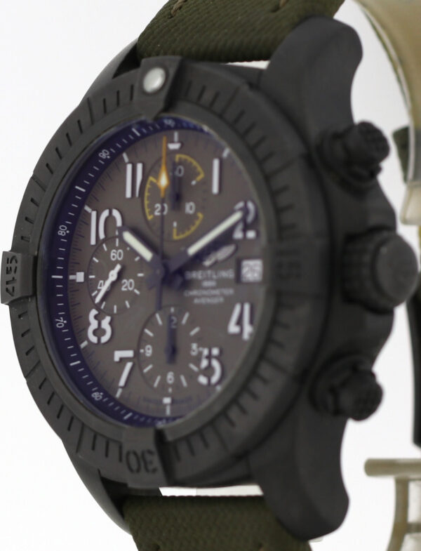 Breitling Avenger Chronograph 45 Night Mission Automatik Ref.V13370 Fullset 2022 – Bild 6