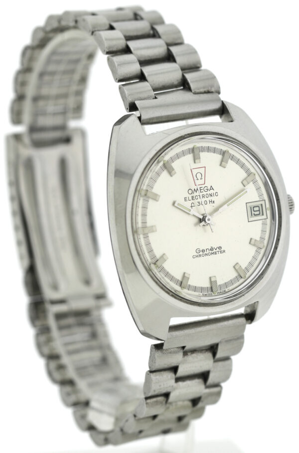 Omega Geneve Electronic F300 Chronometer Herrenuhr Ref . 198.030 selten~ 1970-75 – Bild 3