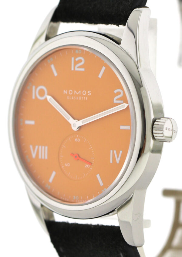 Nomos Glashütte Club Campus 38 Future Orange, 38,5mm Handaufzug Ref. 729, 4/2022 – Bild 6