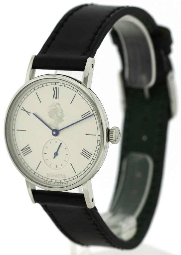 Nomos Glashütte Ludwig Serie Siemens Handaufzug 35mm aus 2019 ungetragen – Bild 4