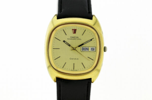 Omega Geneve MegaQuartz 32KHz Day Date Vintage Herren- Uhr vergoldet 38x37mm – Bild 2